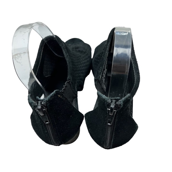 AEROSOLES HIGH FREQUENCY Black Genuine Leather Chunky High Heels Ankle Booties 7 - Picture 7 of 16